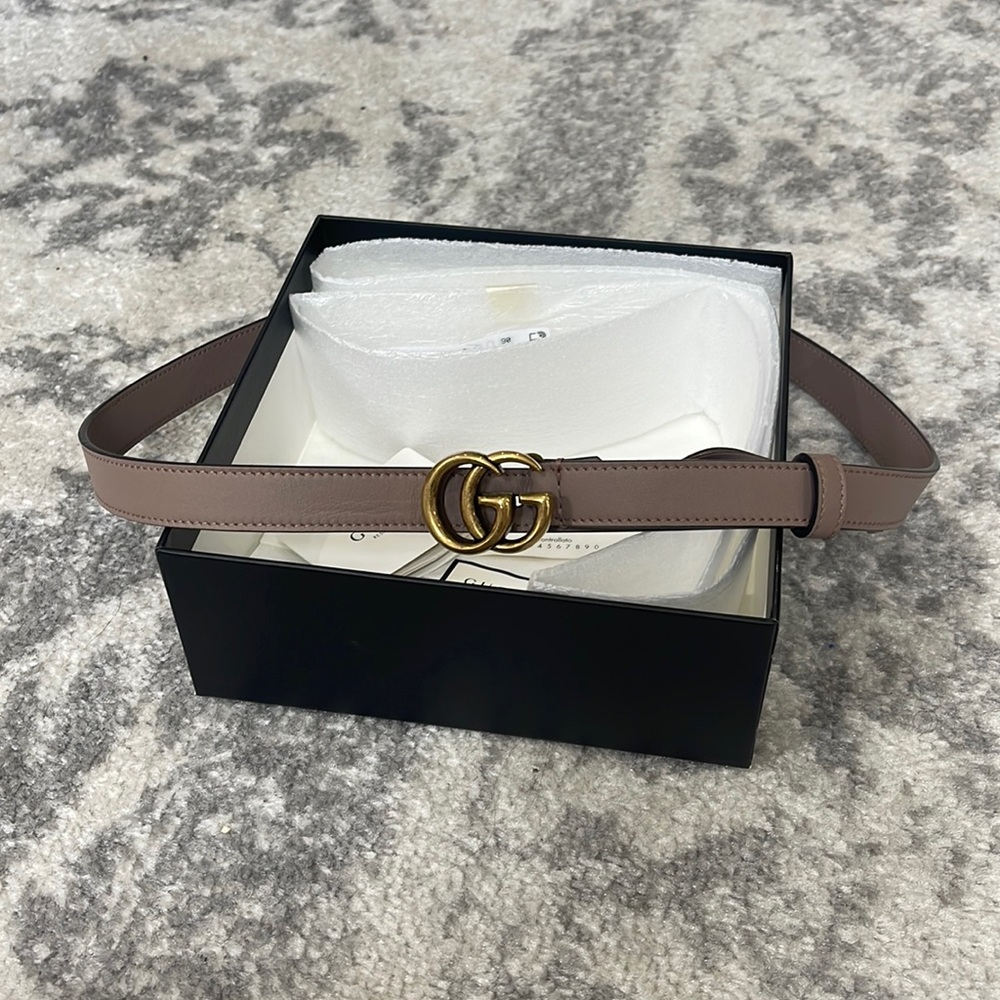 Taupe Leather Belt with Gold Double-Ring Buckle